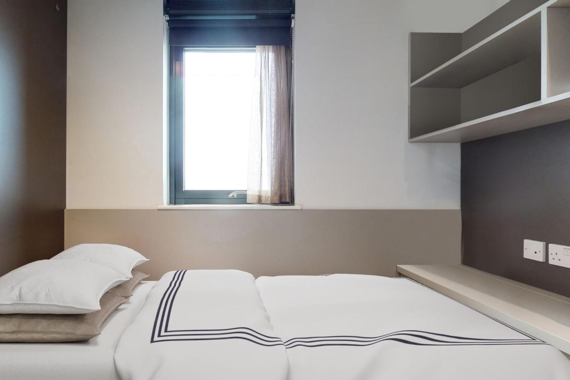 Chapter Ealing: Studio Apartments with Tube Station Access London Exterior photo